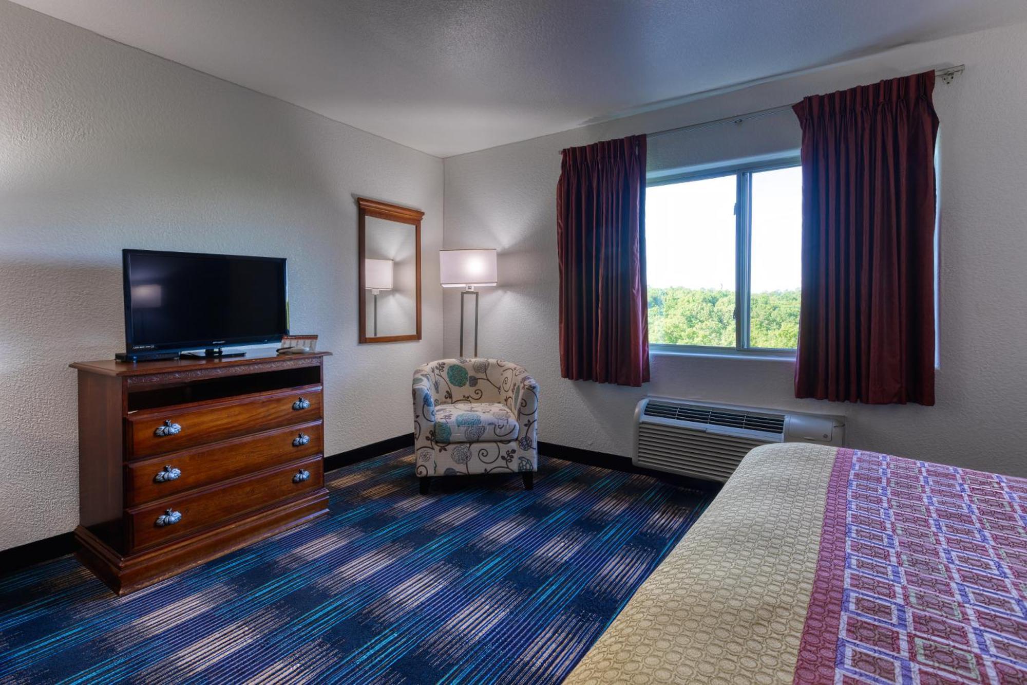 All Towne Suites Saint Robert Exterior foto